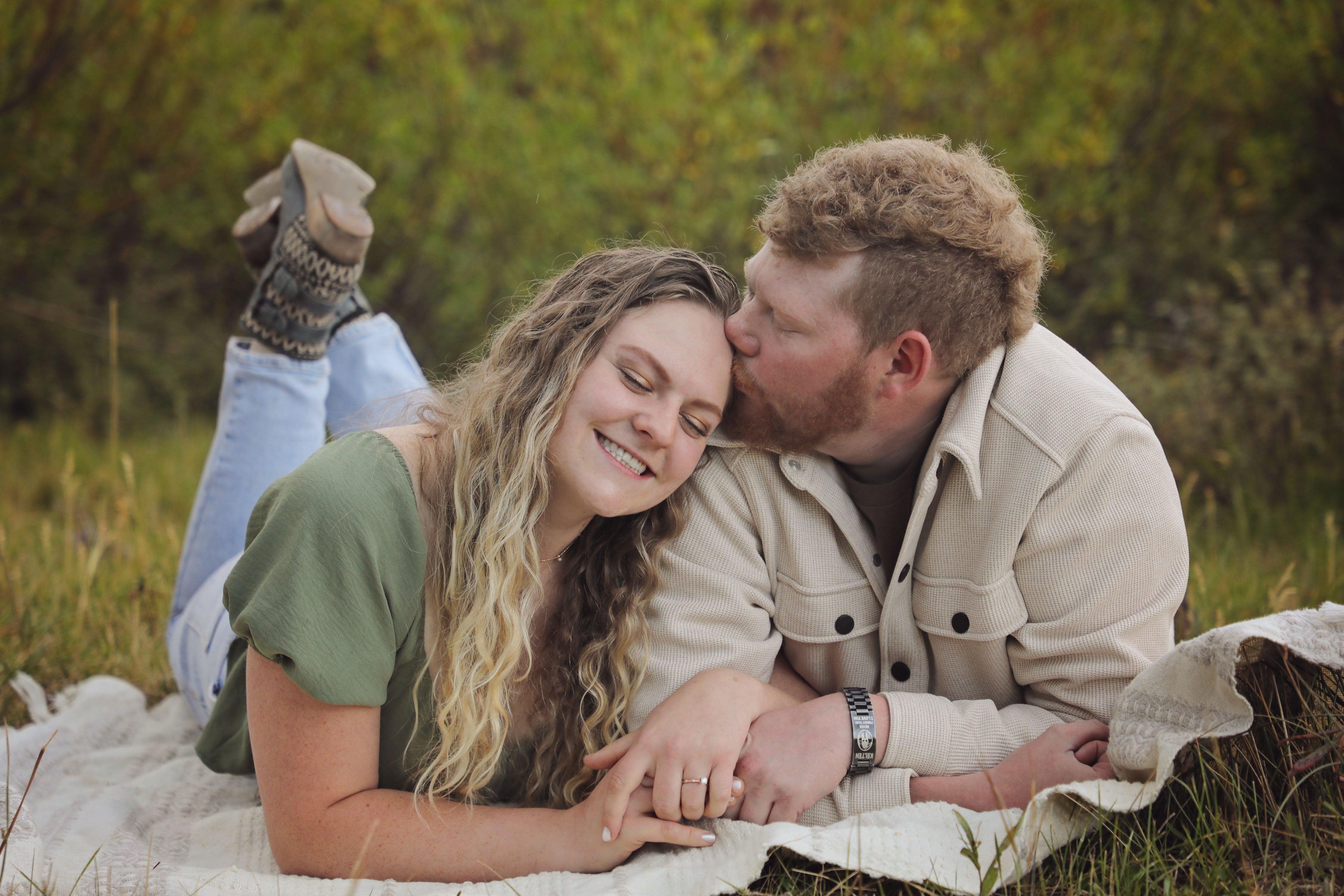 The Wedding Website of Ande Kirk and Kelten Hauf