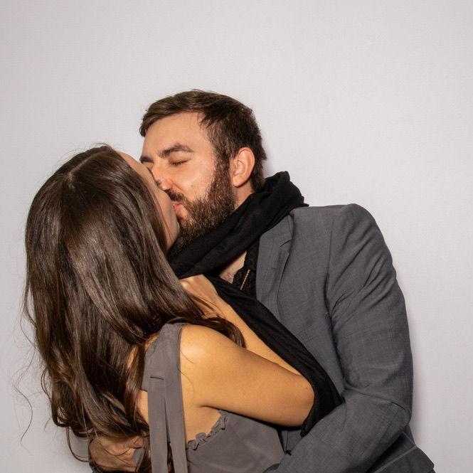 Photo booth moment at Karinas wedding