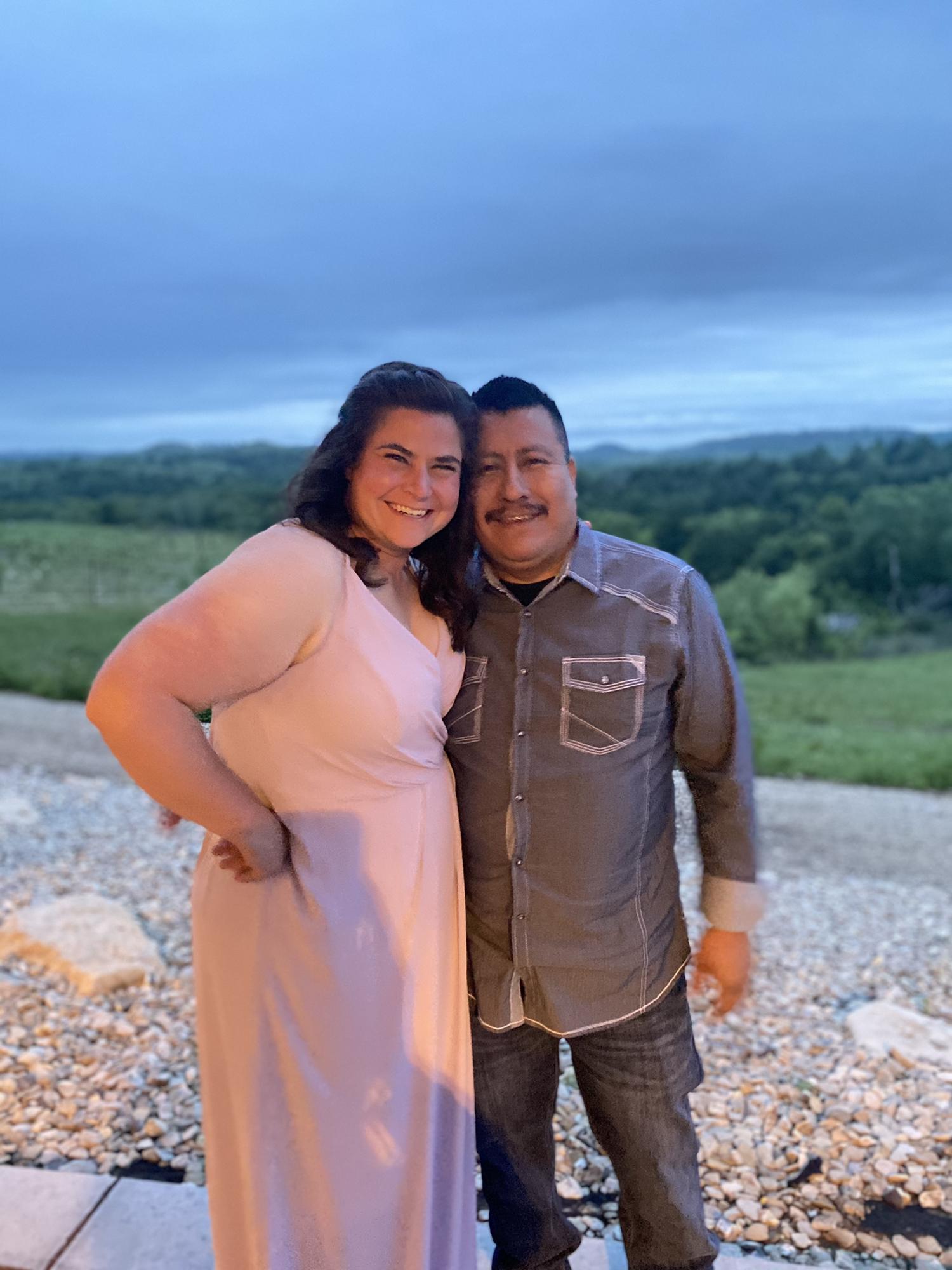 Megan and Ken's Wedding, May 31, 2021


Boda de Megan y Ken, 31 de mayo de 2021