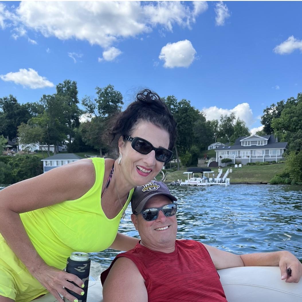 Lake fun!!🚤