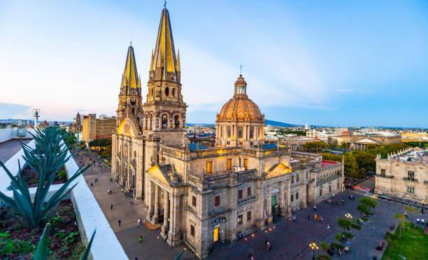 The Wedding Website of Jeanette Hernandez and Robert Garcia