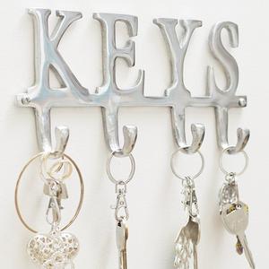 Key Holder “Keys” – Wall Mounted Key Holder - 4 Key Hooks Rack - Decorative Cast Aluminum Key Rack - Polished Finish - with Screws and Anchors - by Comfify (Keys AL-1507-20)