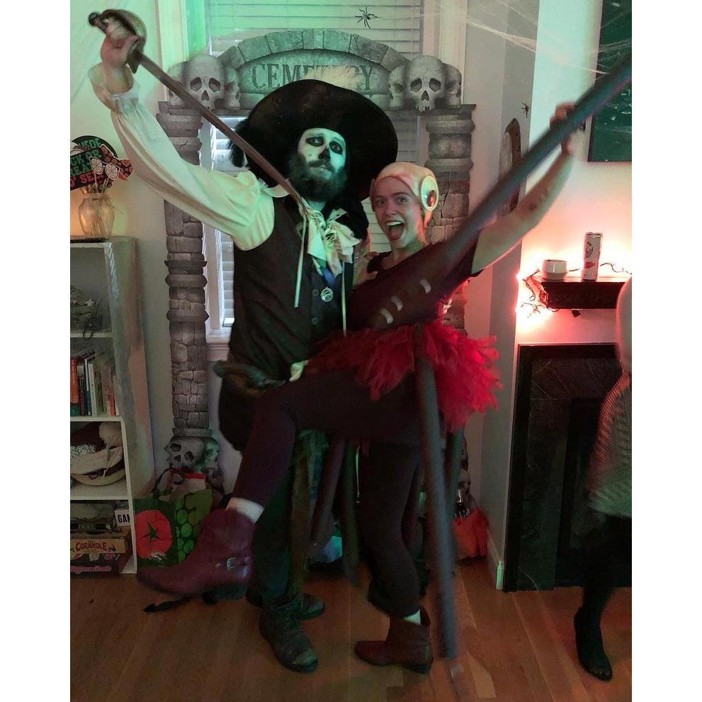 Halloween 2021 -- first one in our new home!