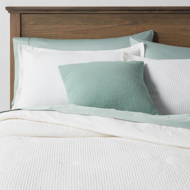 Queen Waffle Weave 8pc Comforter & Sheet Bundle White - Threshold™