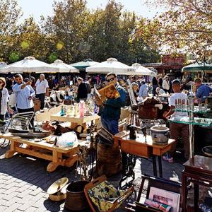 Exploring the Monastiraki Flea Market