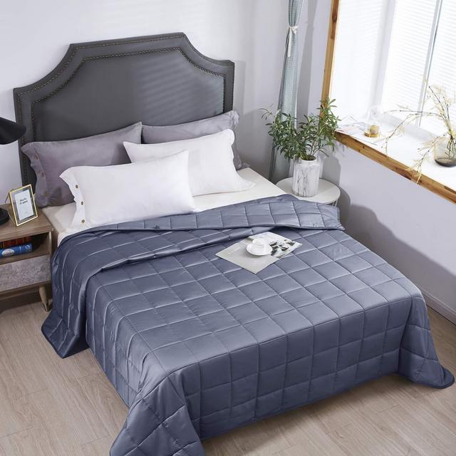 King Size Cooling Bamboo Weighted Blanket - 25lbs 88x104 - The Only True King Size Bamboo Cooling Weighted Comforter On The Market - Perfect for Couples