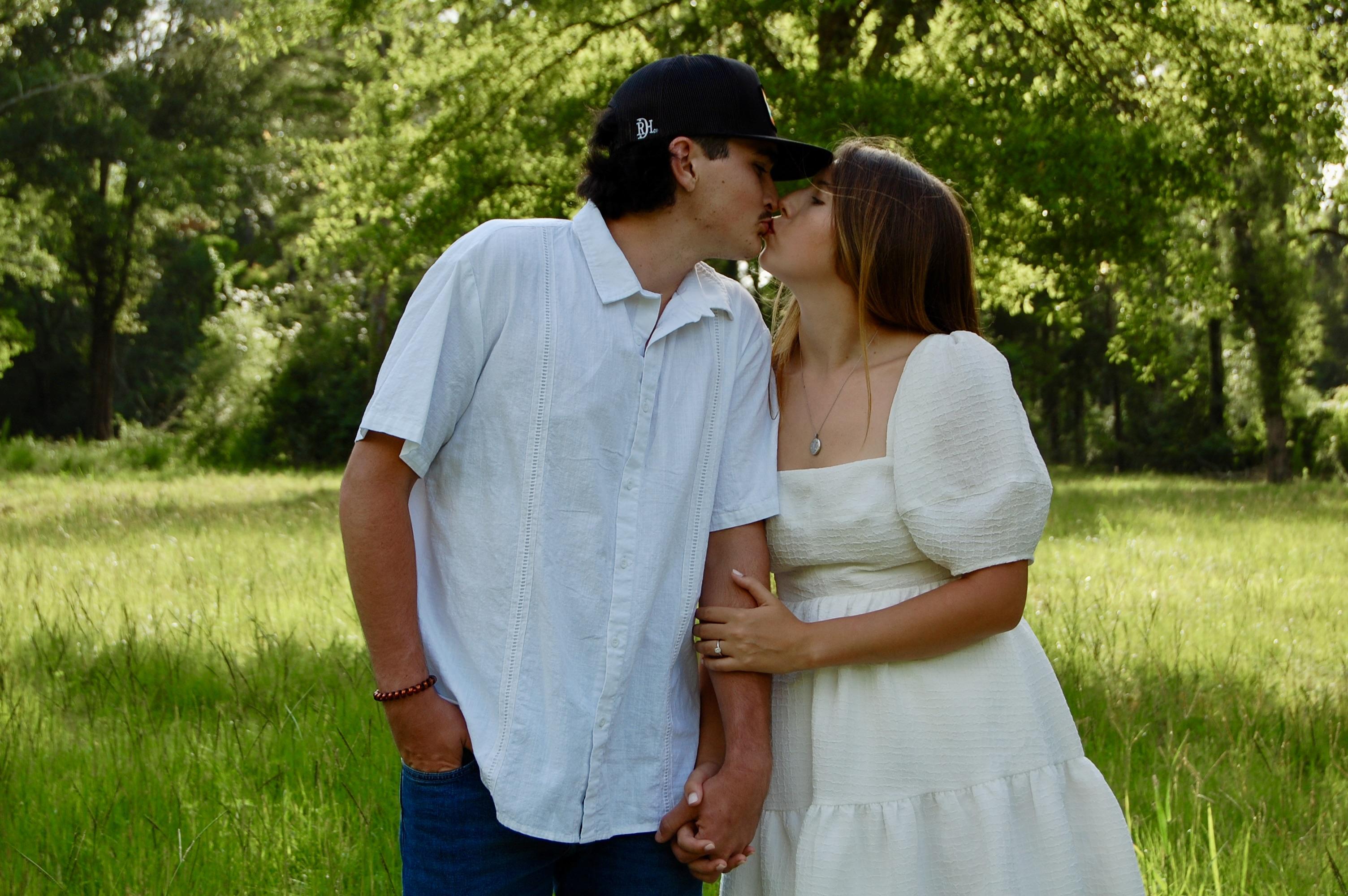 The Wedding Website of Taylor Duncan and Hunter Cupp