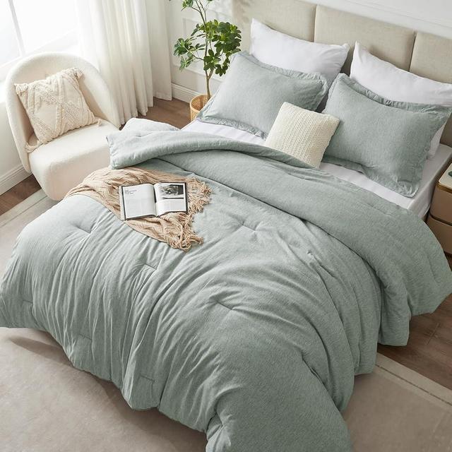 CozyLux King Size Comforter Set - 3 Pieces Sage Green Soft Luxury Cationic Dyeing Bedding Comforter for All Season, Breathable Lightweight Fluffy Boho Bed Sets with 1 Comforter and 2 Pillow Shams
