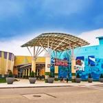 Great Lakes Crossing Outlets