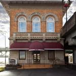 Laury's Restaurant