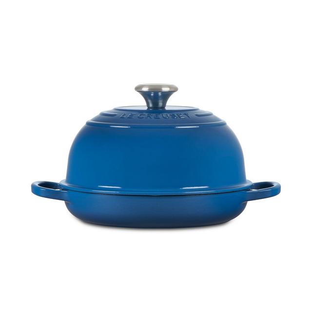 Le Creuset 1.75-Qt. Cast Iron Bread Oven