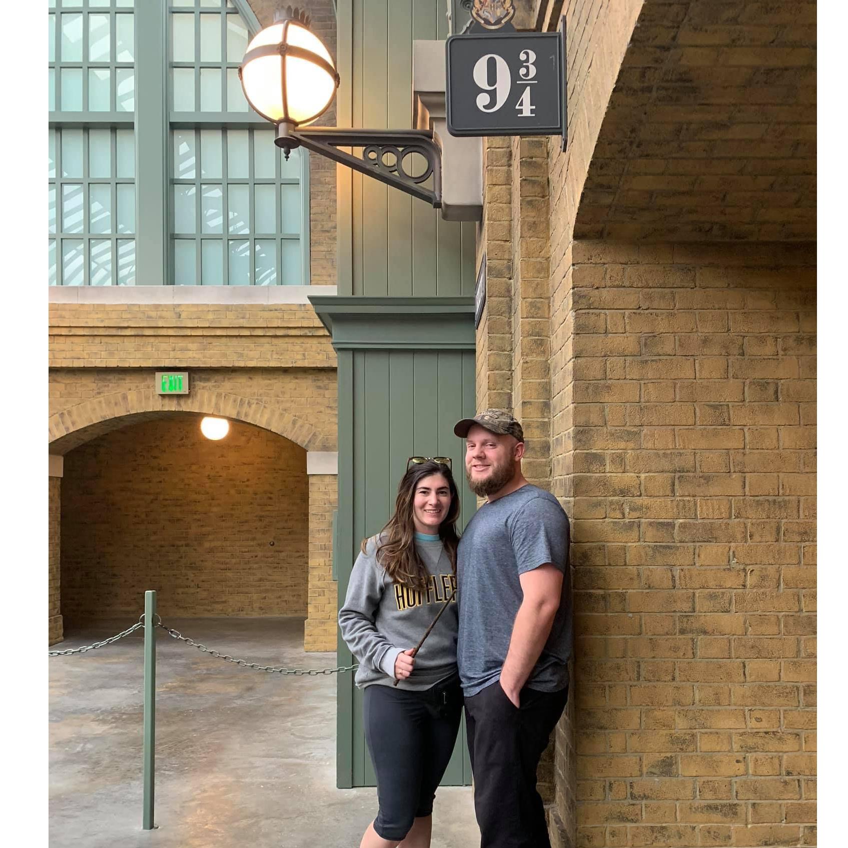 At Kings Crossing going to Hogwarts in Universal