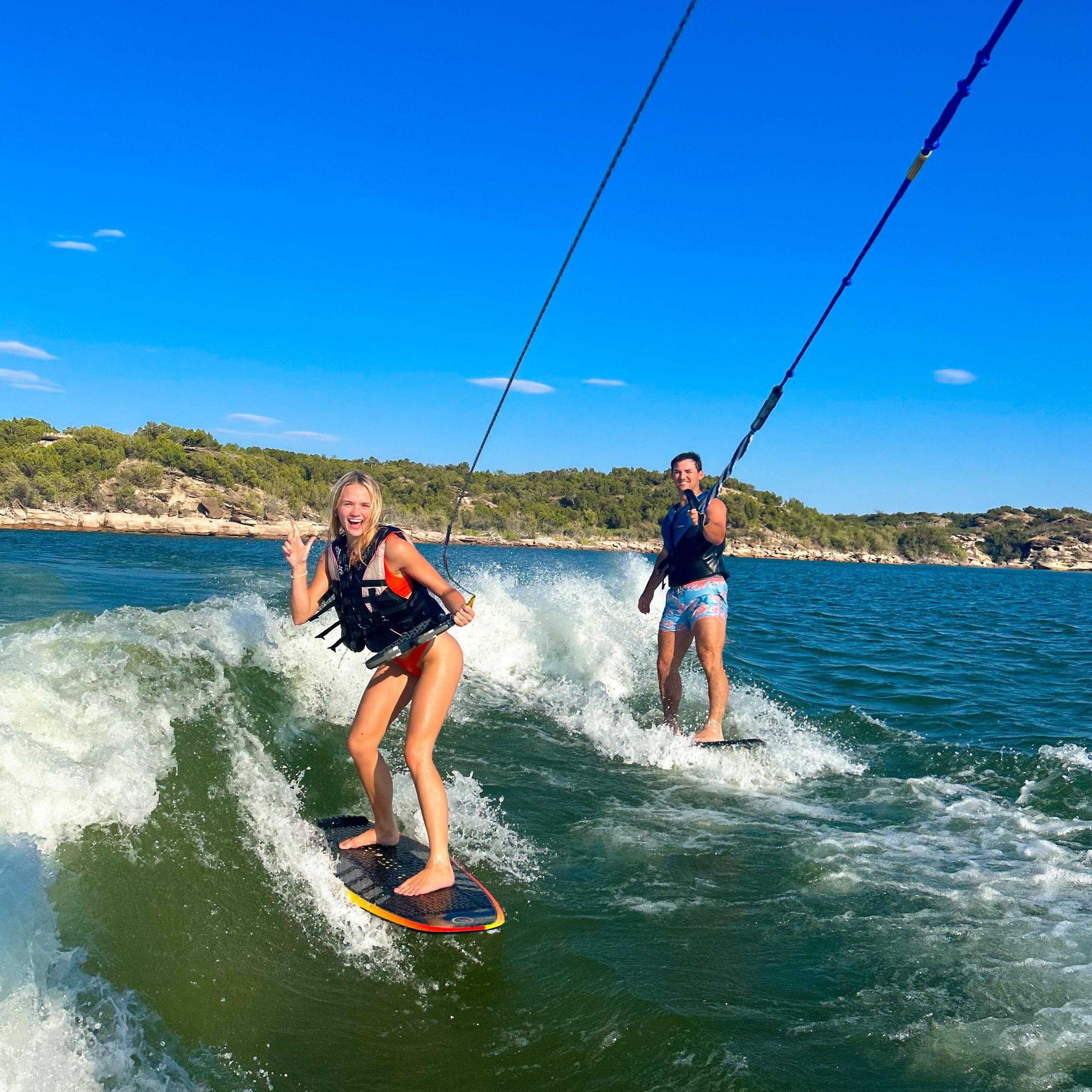 Jett taught Lauren how to surf! - September 4, 2023