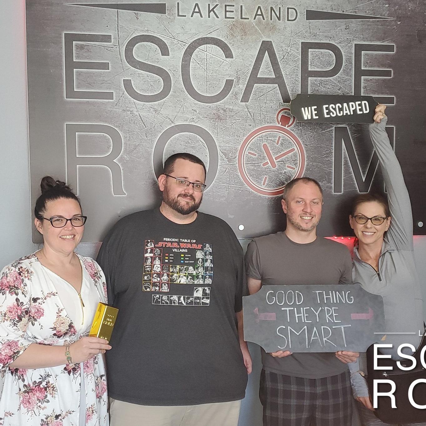 Fun with friends - Escape Room with Javi and Cameo.
