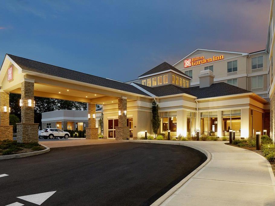 The Wedding Website of Andrea Pogran and Anthony Gelormino