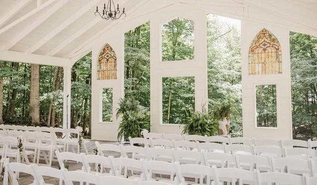 The Wedding Website of MeKaila Holly and Evan Aronhalt