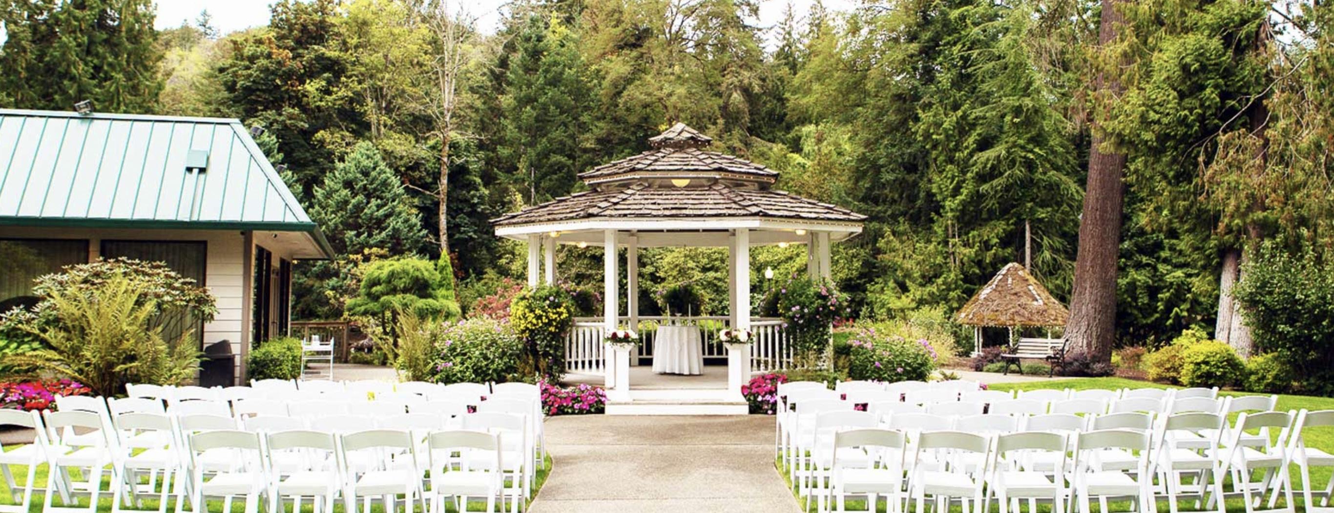 The Wedding Website of Eve Bradford and Joshua Ciolek