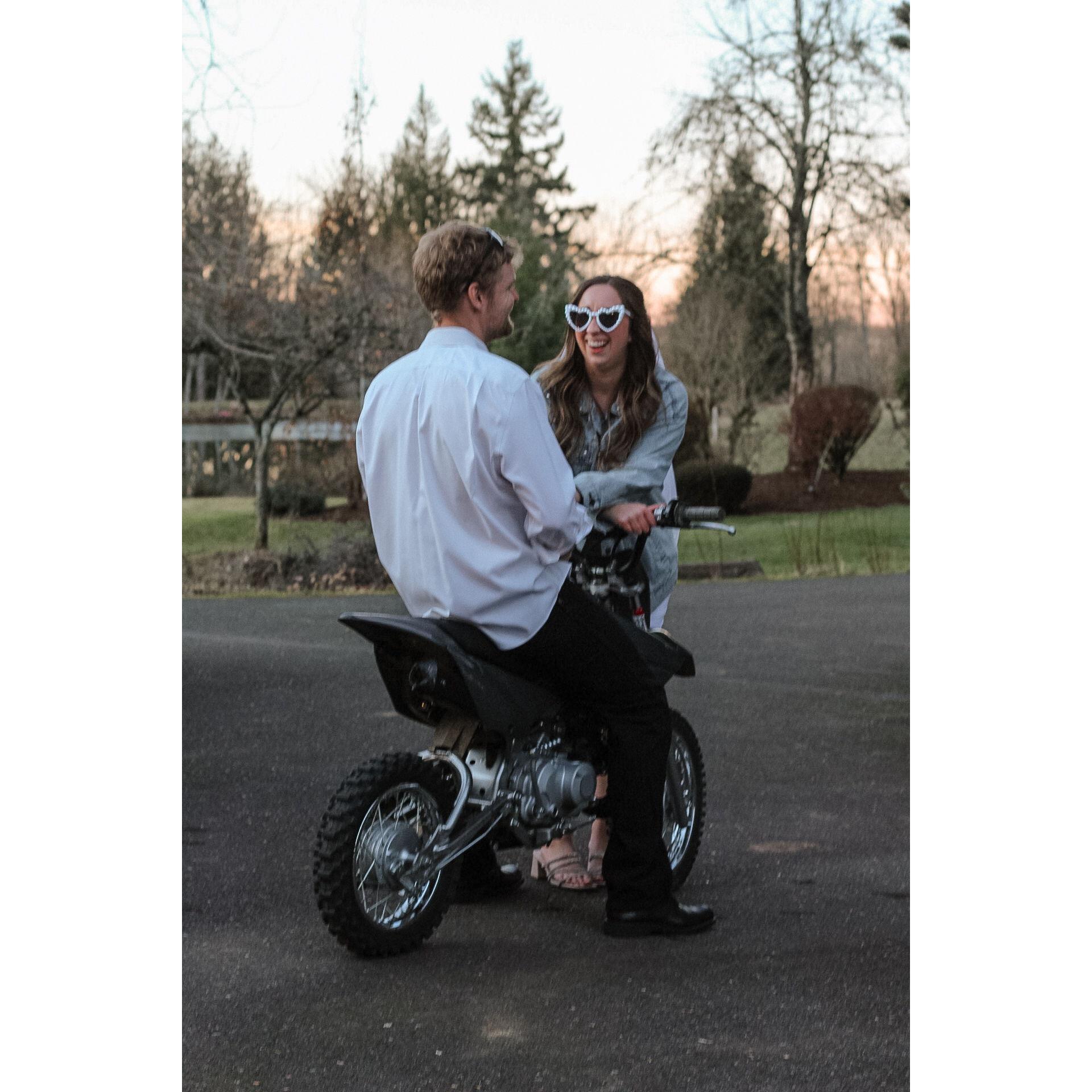 "Save the date" photoshoot