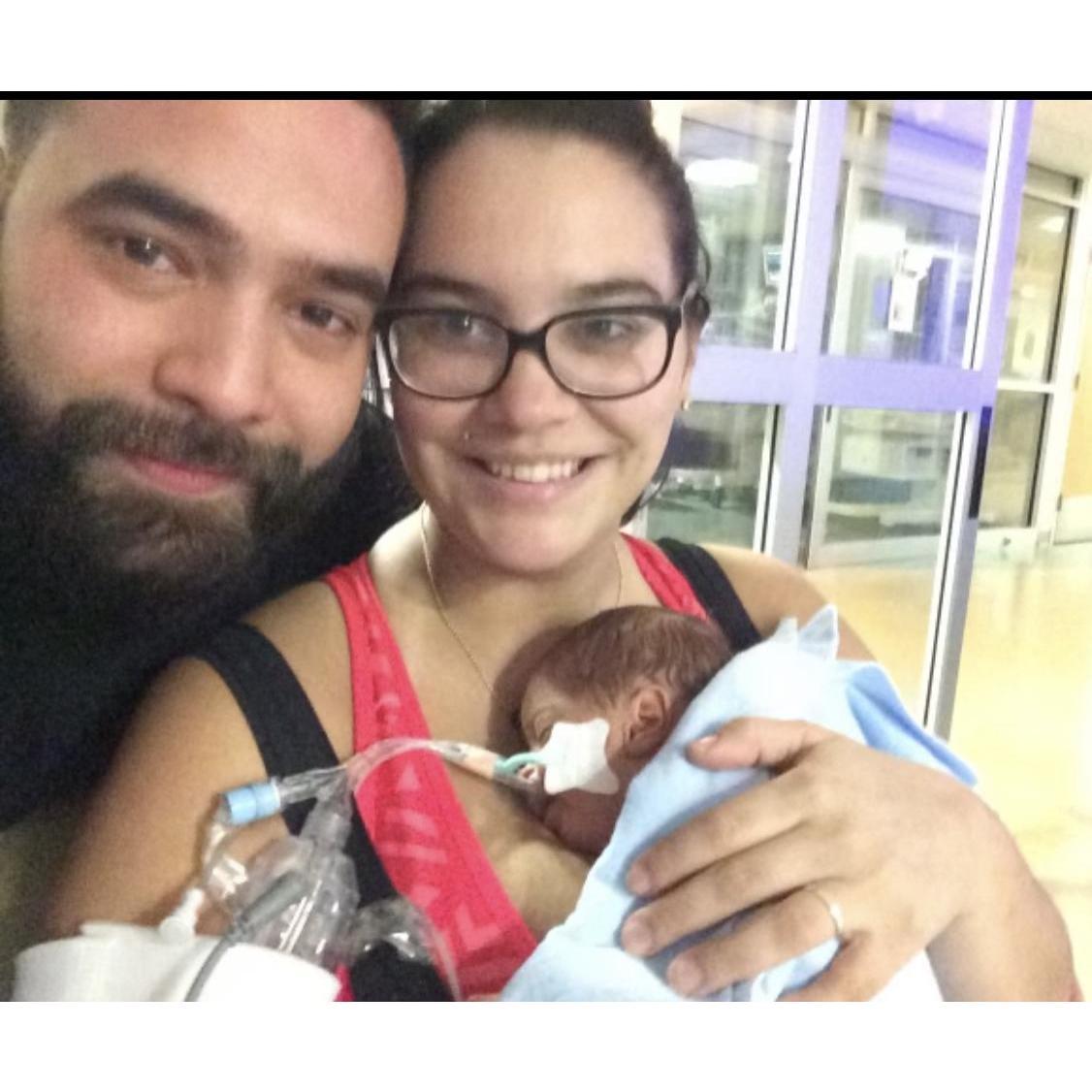 1ST FAMILY PHOTO WITH JACOB
COHEN CHILDREN'S MEDICAL CENTER.