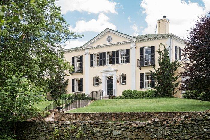 The Wedding Website of Morgan Pennington and Brandon Skiba