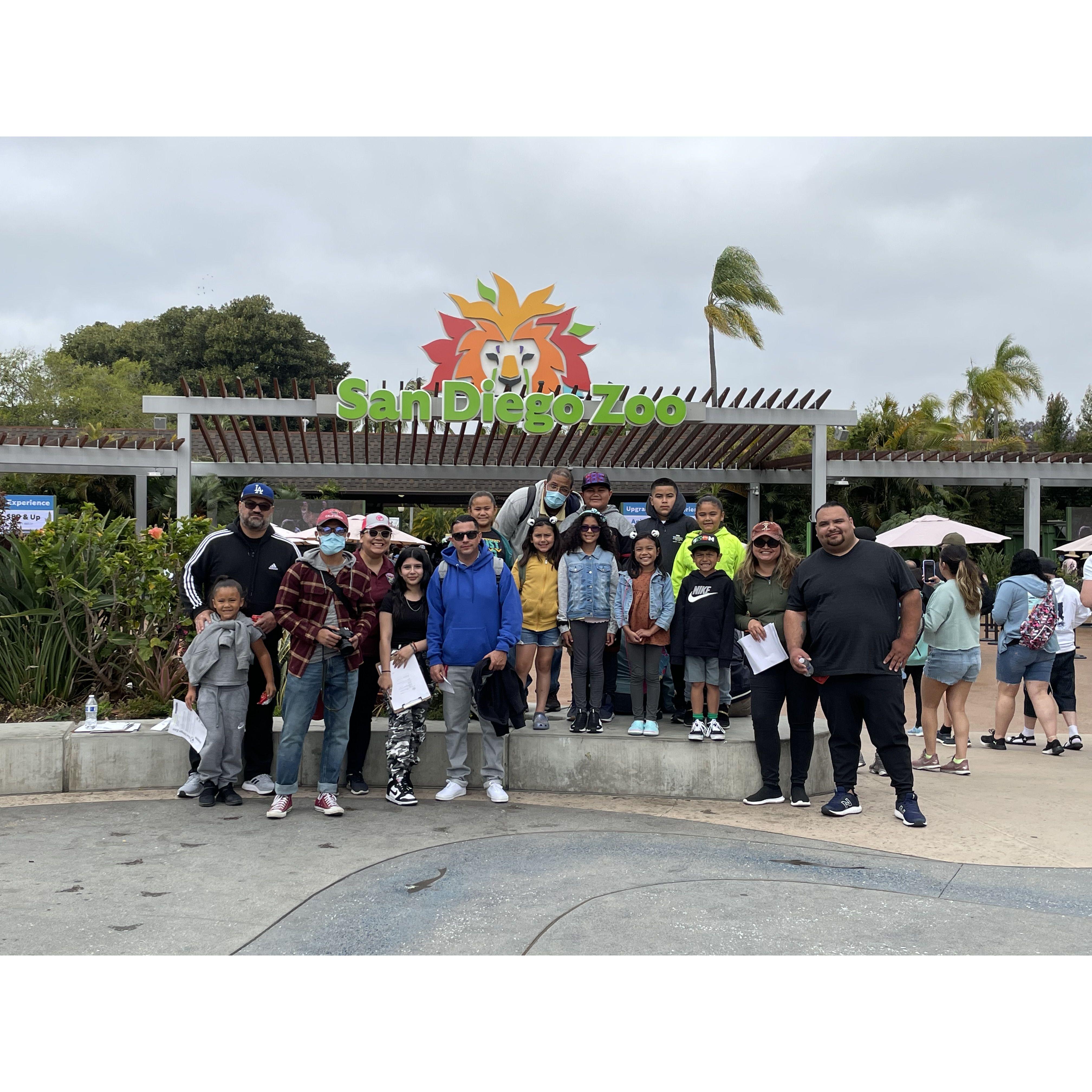 A trip to the zoo with the Pathfinders
