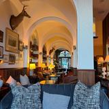 Arco Cafe & Lounge