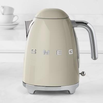 Smeg Electric Kettle 3D Logo
