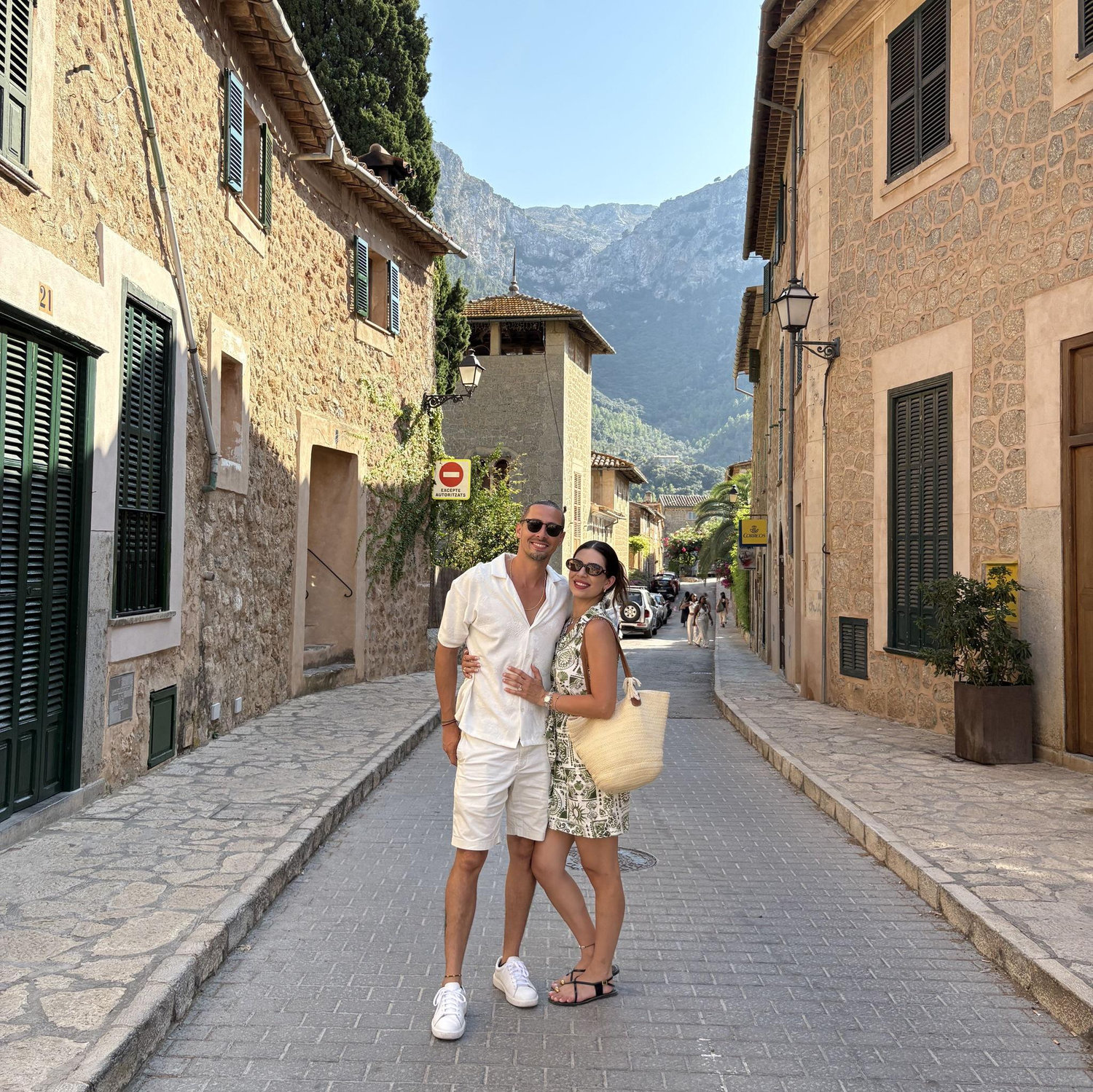 Exploring Deià