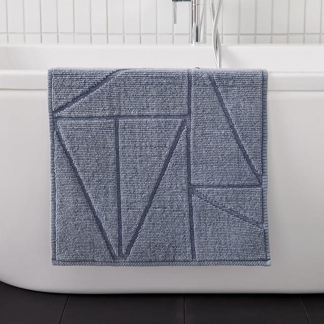 Triangle Sculpted Bath Mat, Marina Blue, 20"x34"