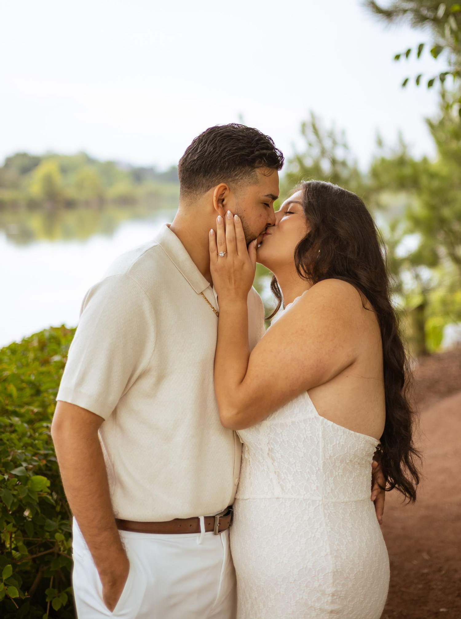 The Wedding Website of Kiara Aparicio and Alonso Hernandez