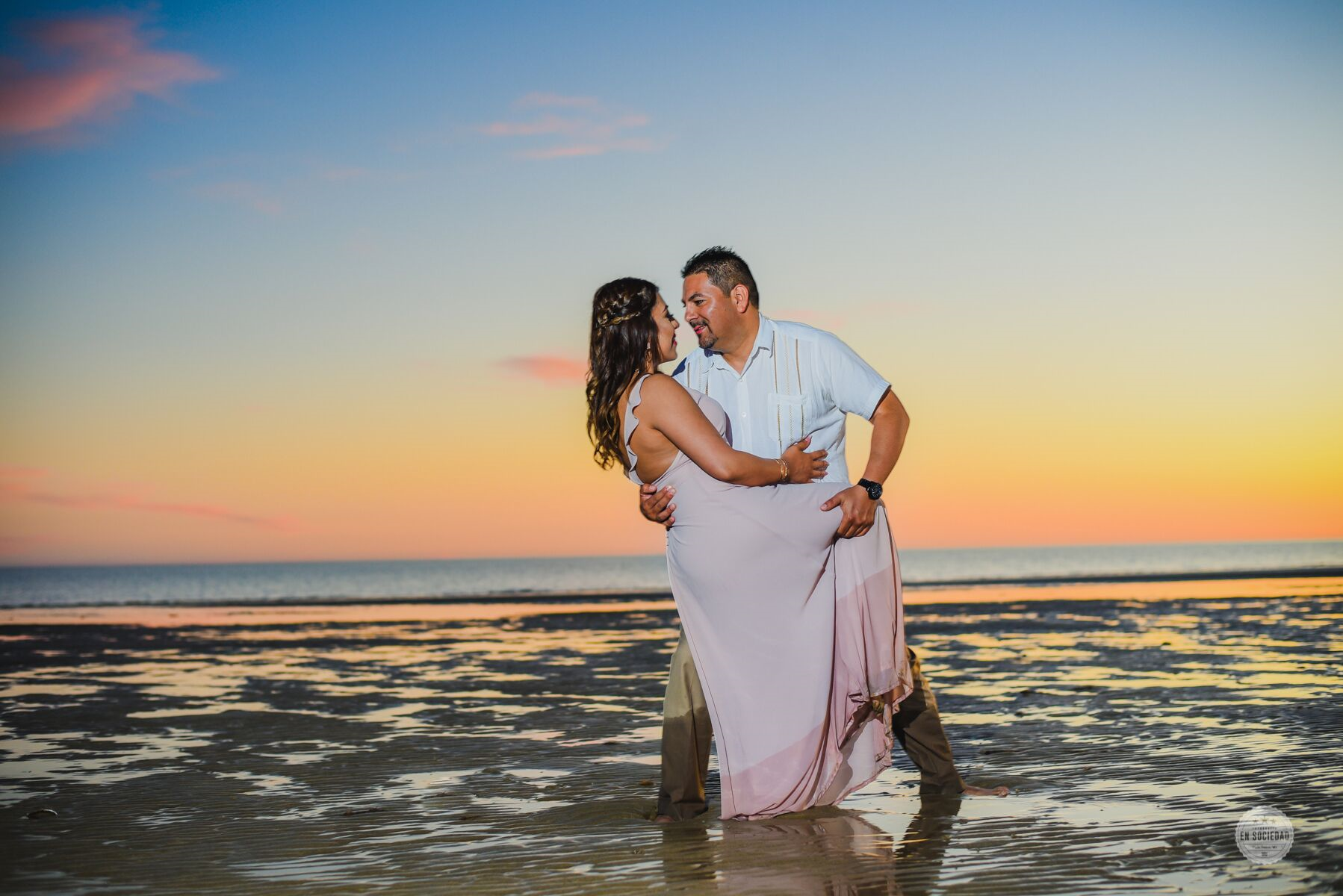The Wedding Website of Claudia Espinoza and Francisco Rene Moreno