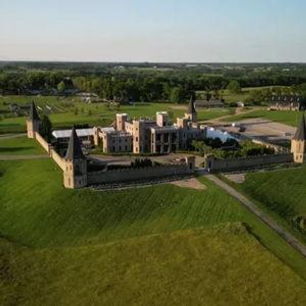 Dinner for 2 at The Kentucky Castle - Honeymoon Night 3!