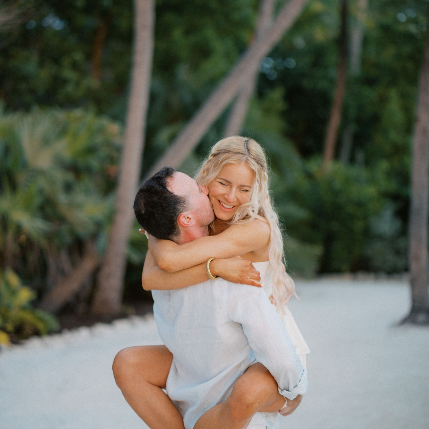 Sara and Michael engagement — photo 14afbb91