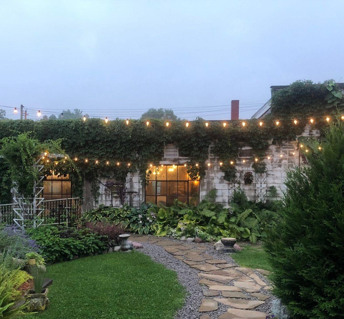 The Wedding Website of Chloe Allen and Logan Briggs