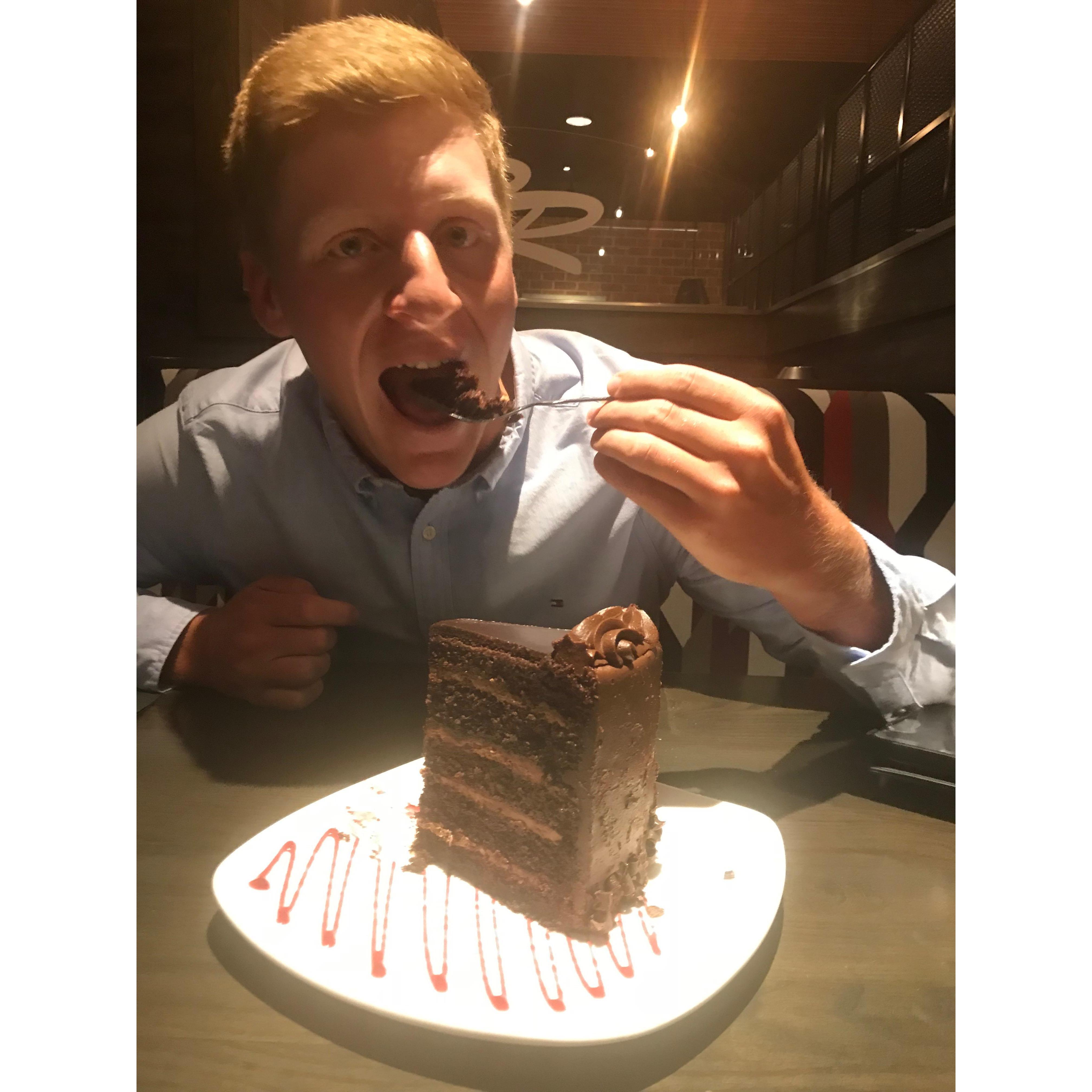 Our favorite date nights explore our "foodie" side. We love trying new things and going on progressive dinners!