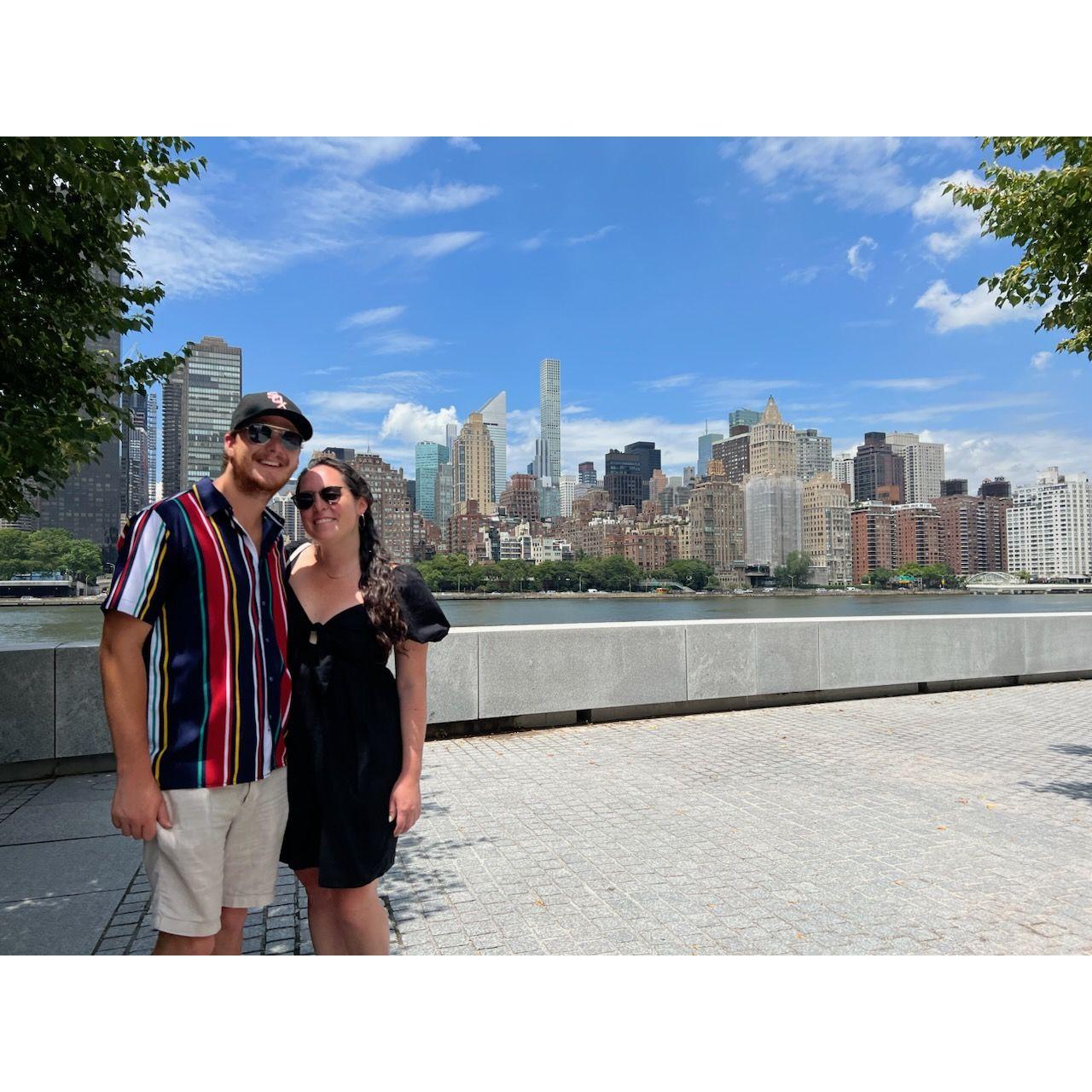 Visiting Roosevelt Island with Gavin & Anya's family. 2023
