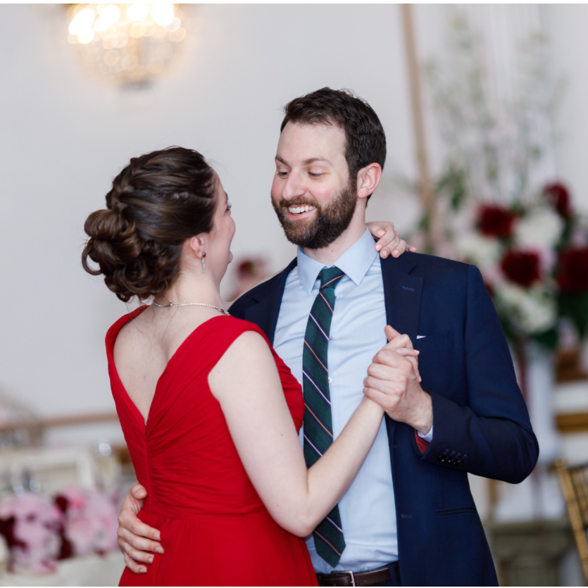 Dancing at Linnea and Justin's wedding