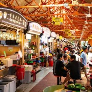 Singapore Hawker Market Date Night - Honeymoon