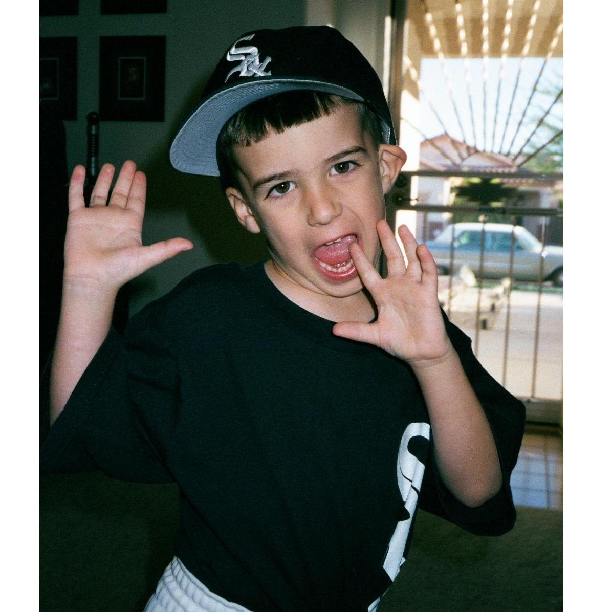 "Rawr" - Mark (2000)
