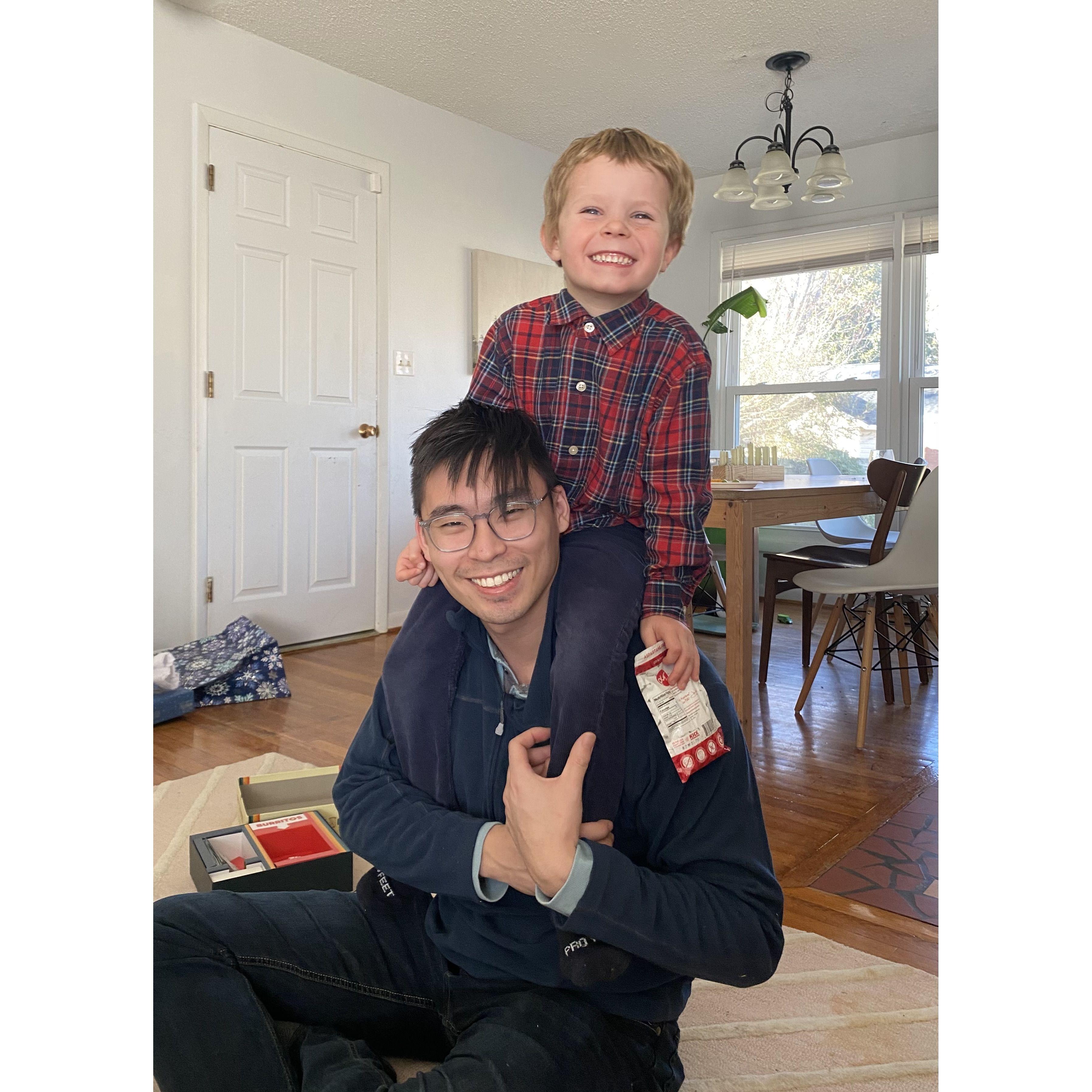 Abigail's nephew Ari LOVES Vincent! Can't wait till he calls him "Uncle":)
(Christmas, 2022)