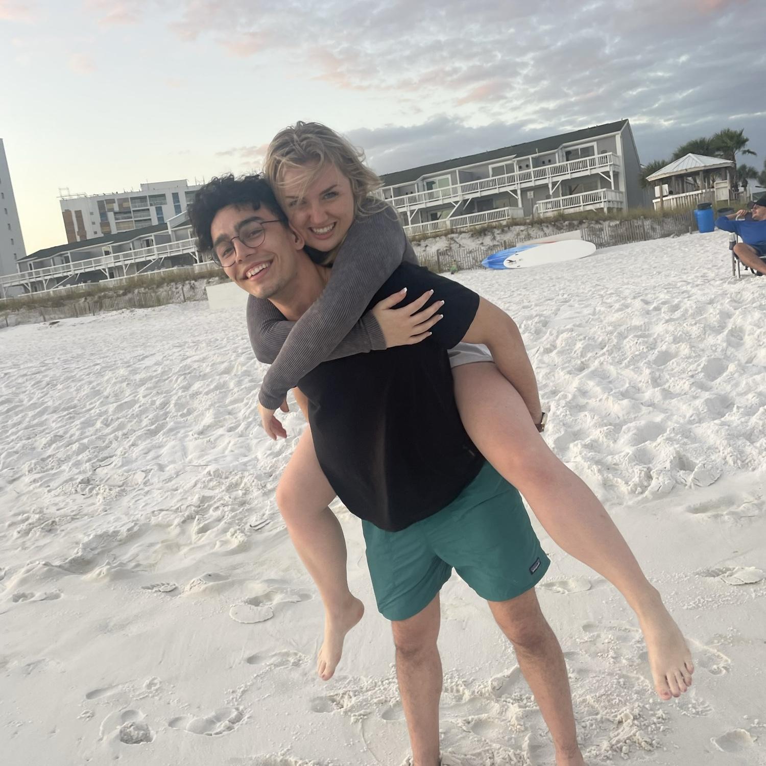 Another trip to the beach for our friends Josh and Tati’s bachelor and bachelorette trip!! October 2023