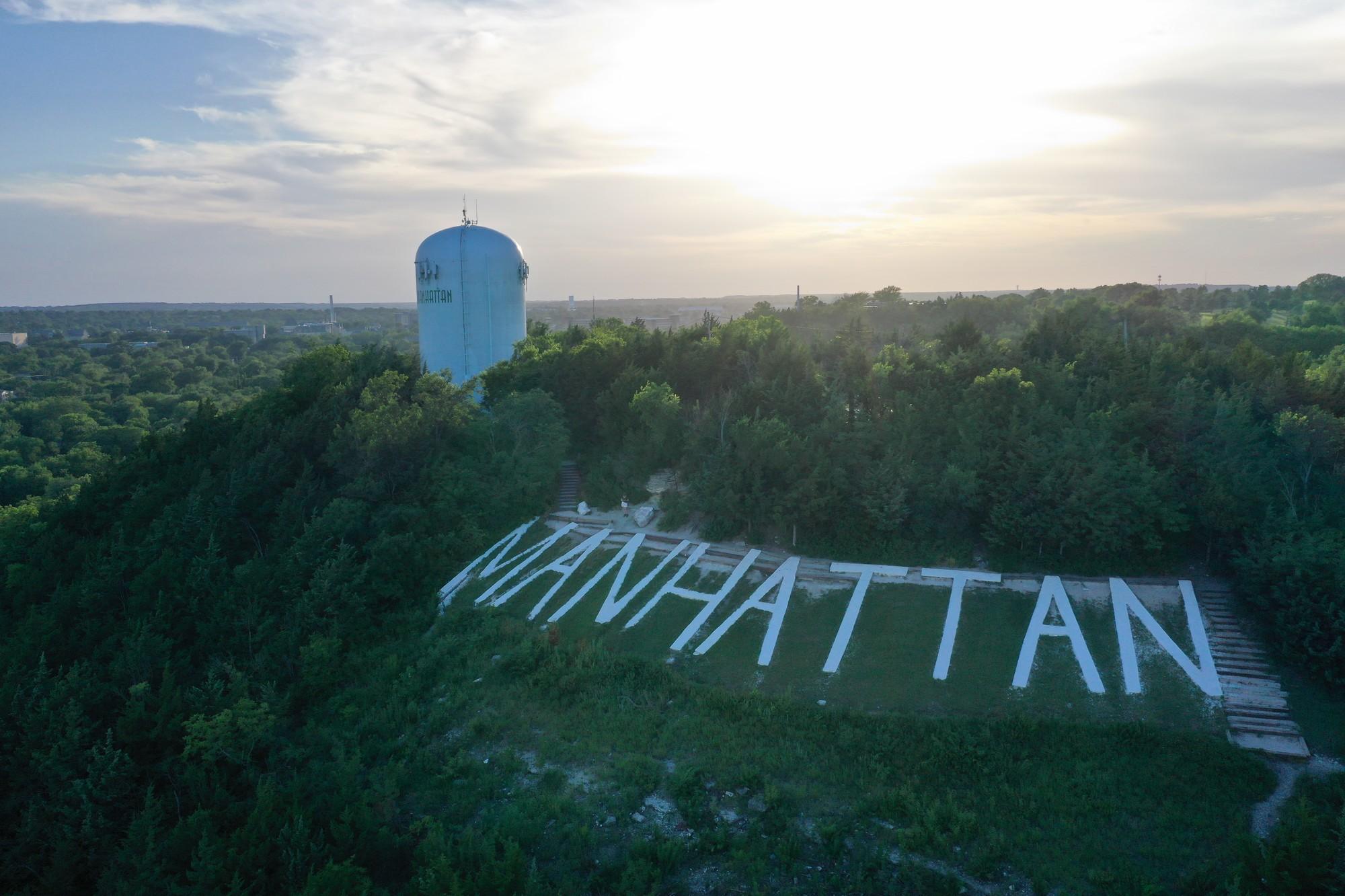 The Wedding Website of Jessica Weaver and Mike Wolff