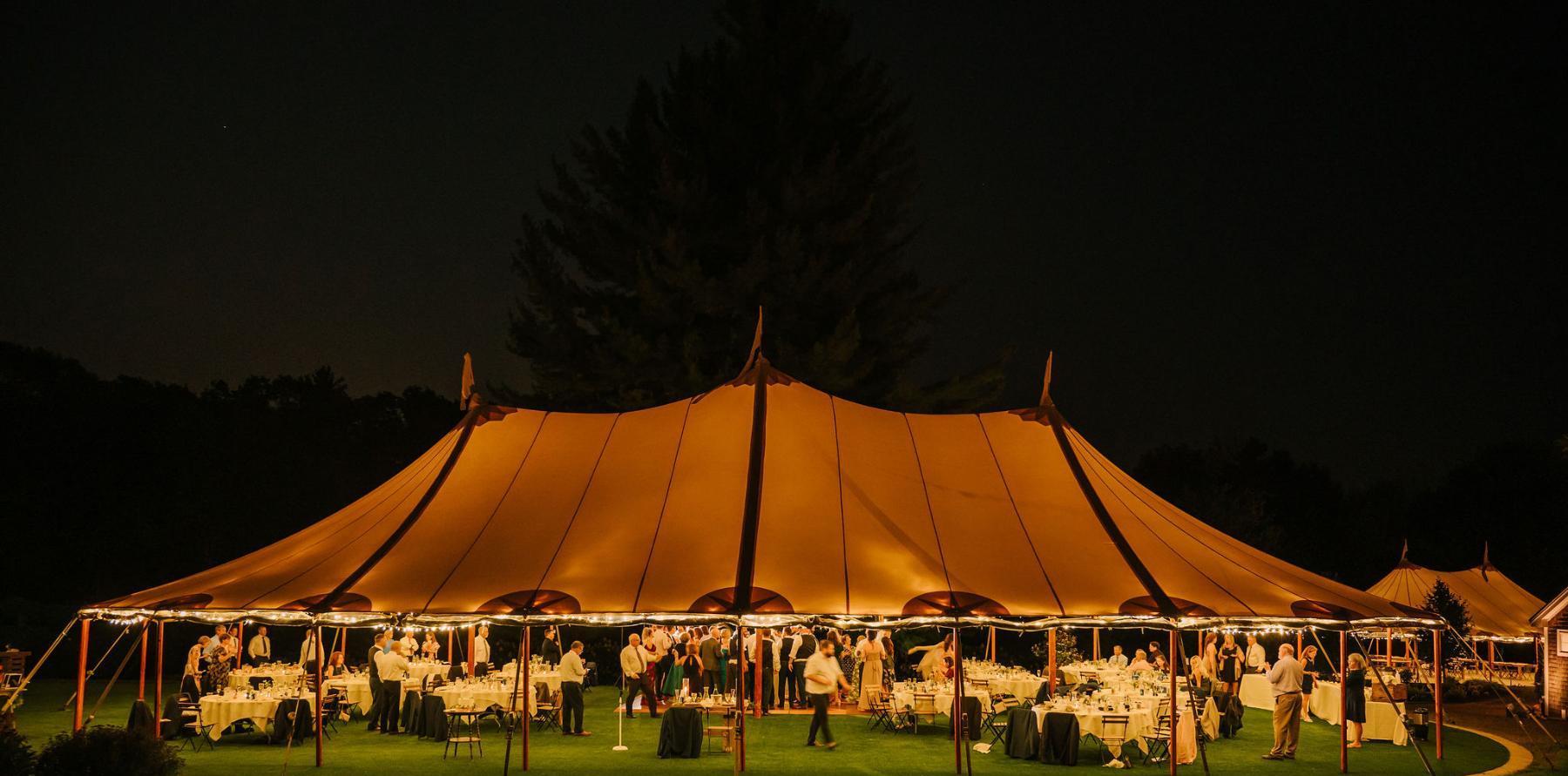 The Wedding Website of Dean Ward and Megan Wood