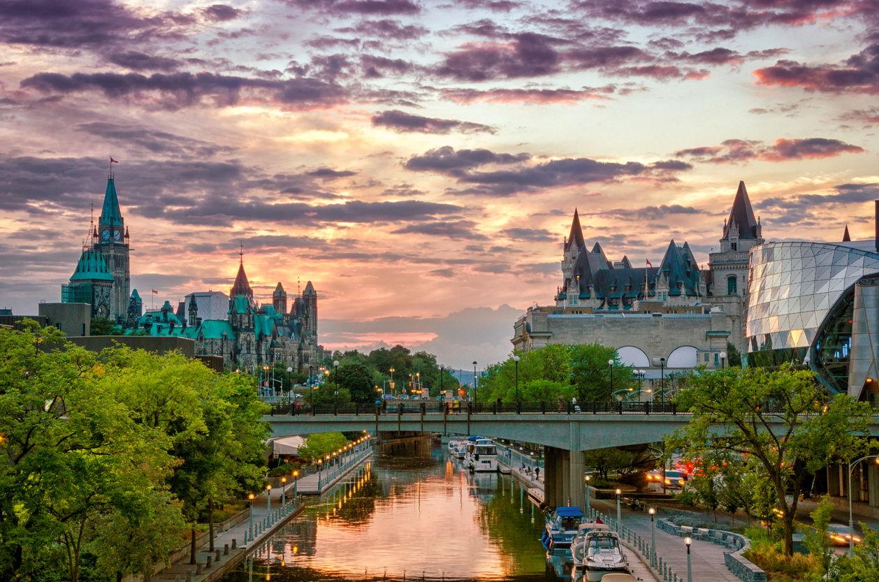 The Wedding Website of TOBIN THOMSON and RHEA PAQUETTE