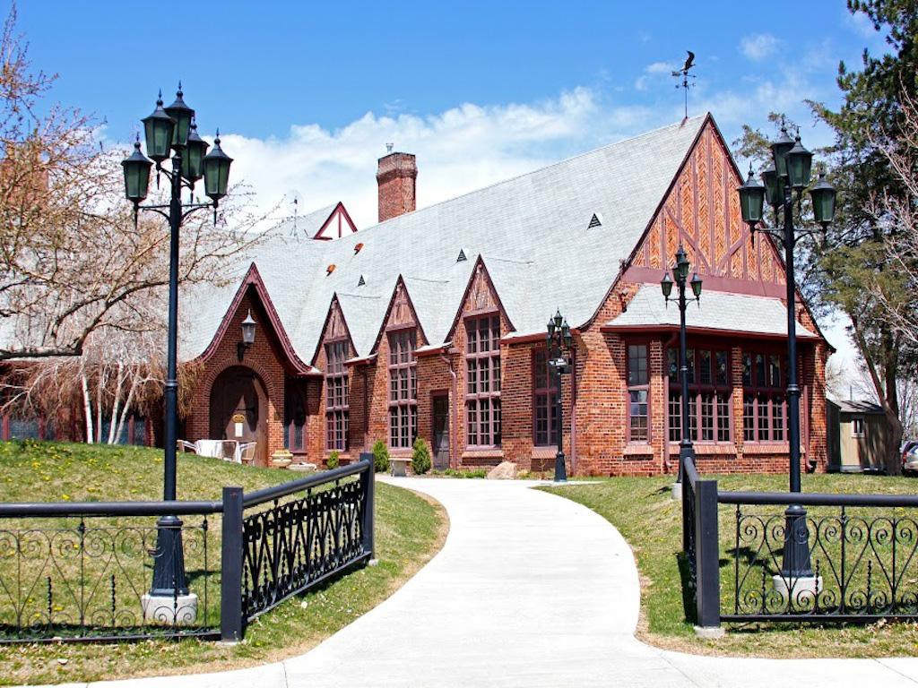 The Wedding Website of Justin Price and Cortney Smith