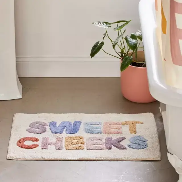 Sweet Cheeks Bath Mat