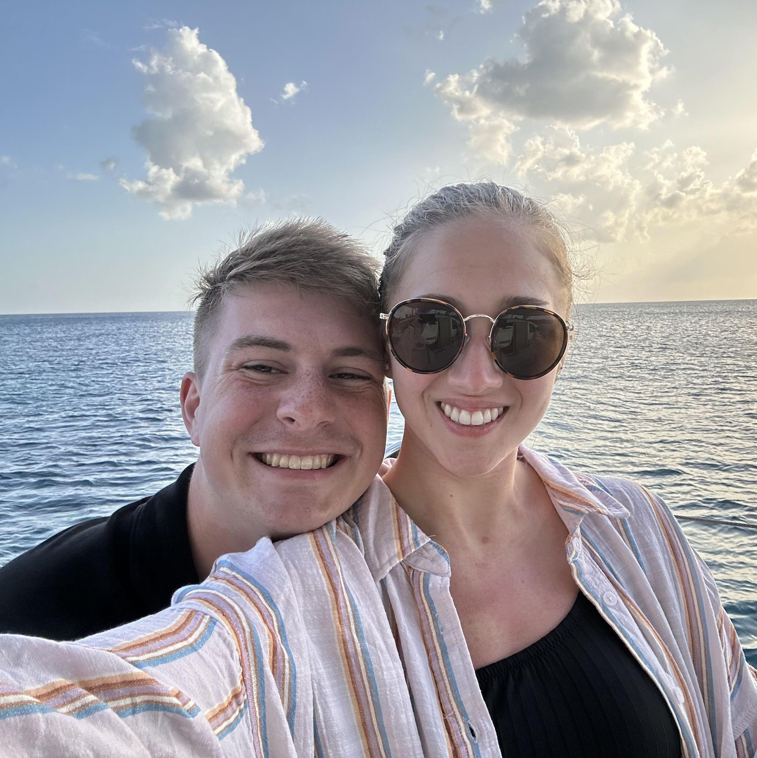 Sunset cruise and snorkeling with sea turtles