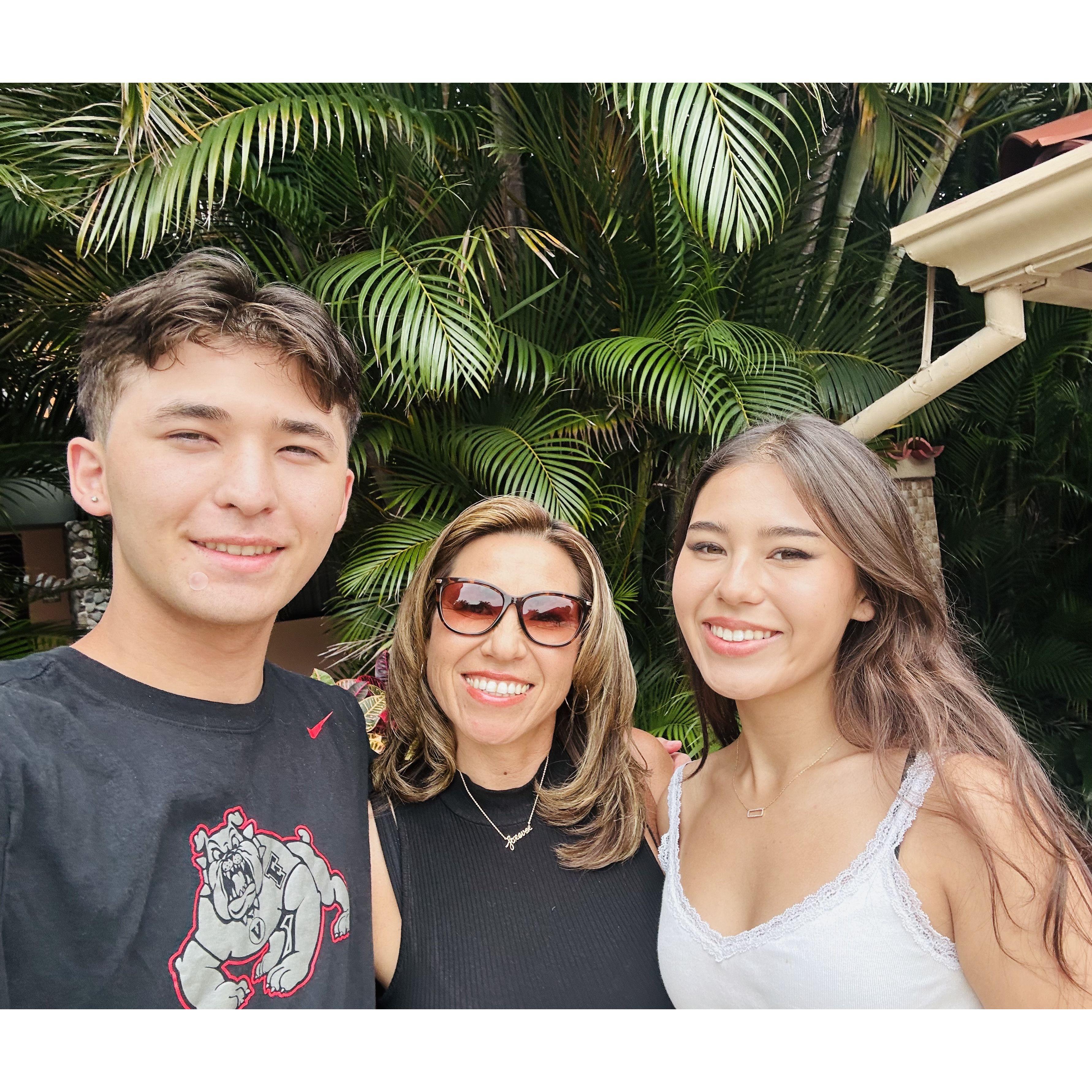 Linda, Brandon & Taylor
