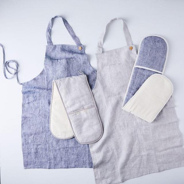 Farmhouse Pottery Double Oven Mitt & Apron Gift Set