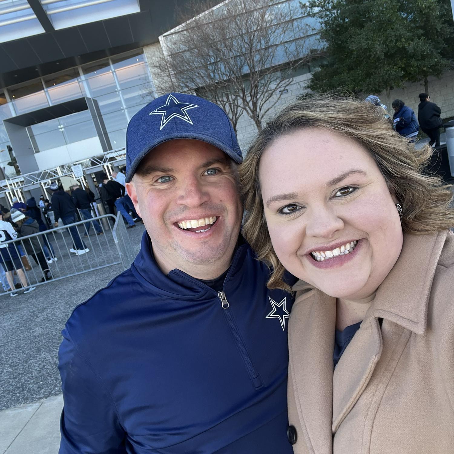 Christmas Eve game! The Cowboys beat the Eagles!